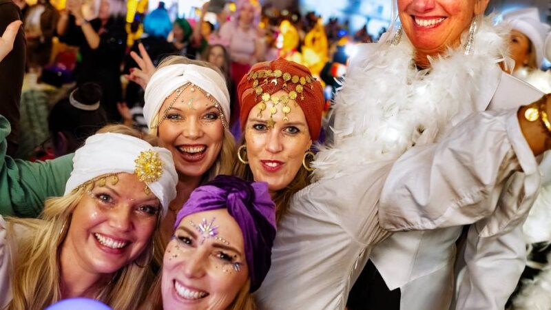 Karneval in Monheim: Damensitzung gelingt zweiter Testlauf in der K714