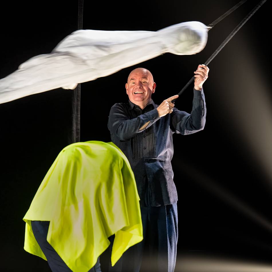 Theateraufführung in der VHS: „Viertel vor Nacht“ verzaubert Monheimer Kita-Kinder