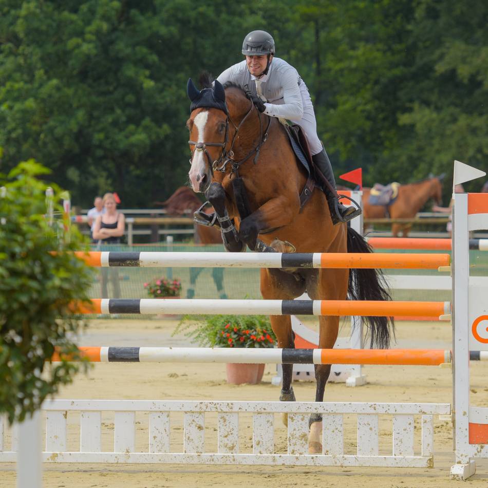 Dreitägiges Event: So wird der Keppelner Hötzenhof zum Nabel des Springsports