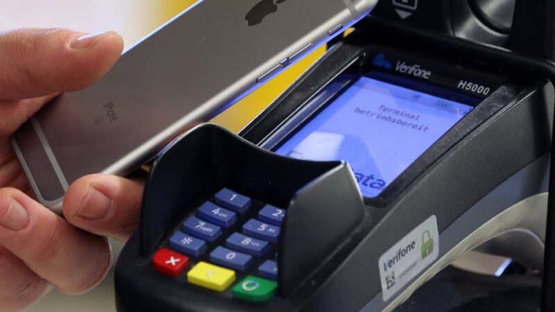 Unternehmensstudie der Commerzbank: „Bargeld wird es auch in fünf oder zehn Jahren noch geben“