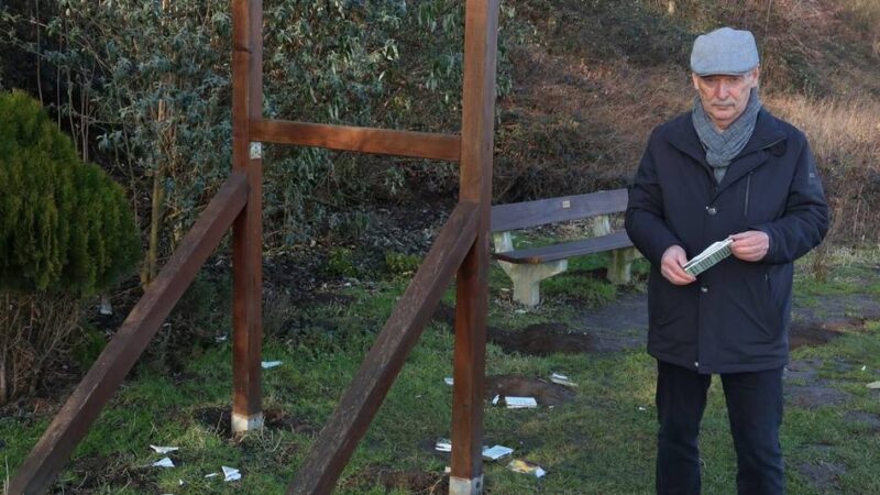 „Grünes Klassenzimmer“ zerstört: Randalierer wüten an der Gustorfer „Käferallee“