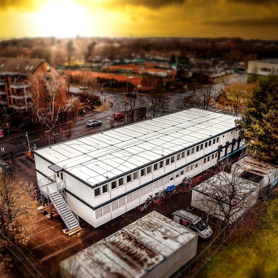 Flüchtlingsunterbringung in Langenfeld: Stadt will KAG-Container für den Winkelsweg kaufen