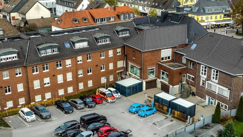 Ummeldung und Aufenthaltstitel: Bürgerbüro Monheim erweitert Angebot