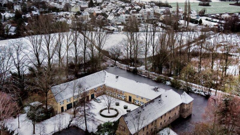 Schneefall in Langenfeld: Und über Nacht ist alles weiß