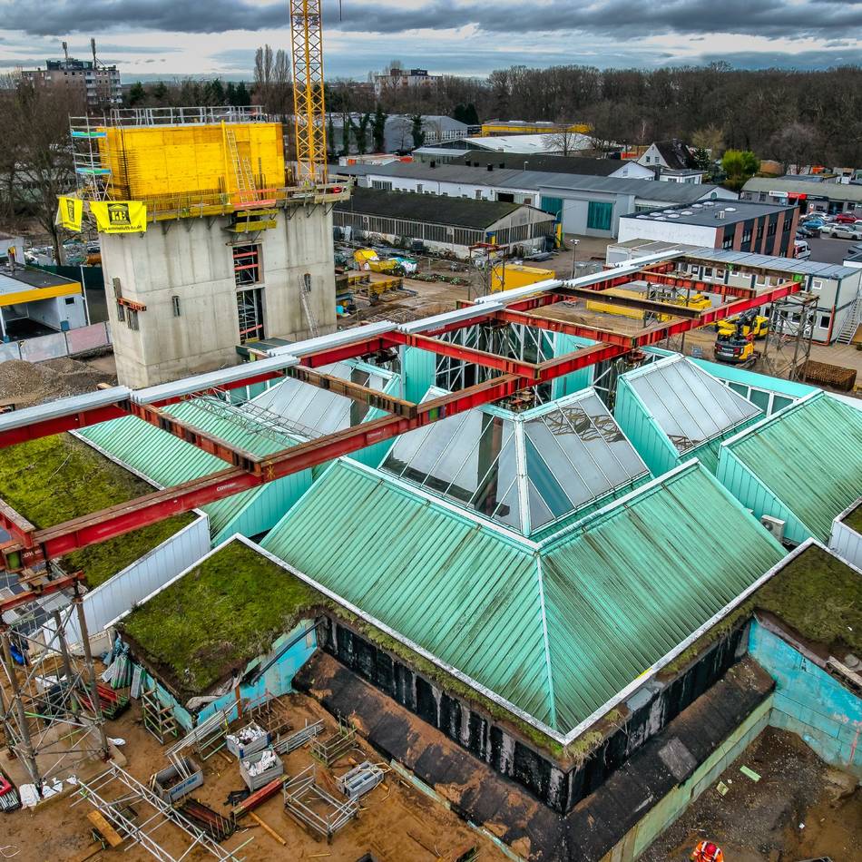 Monheim: Bau an der Mack-Pyramide geht sichtbar voran