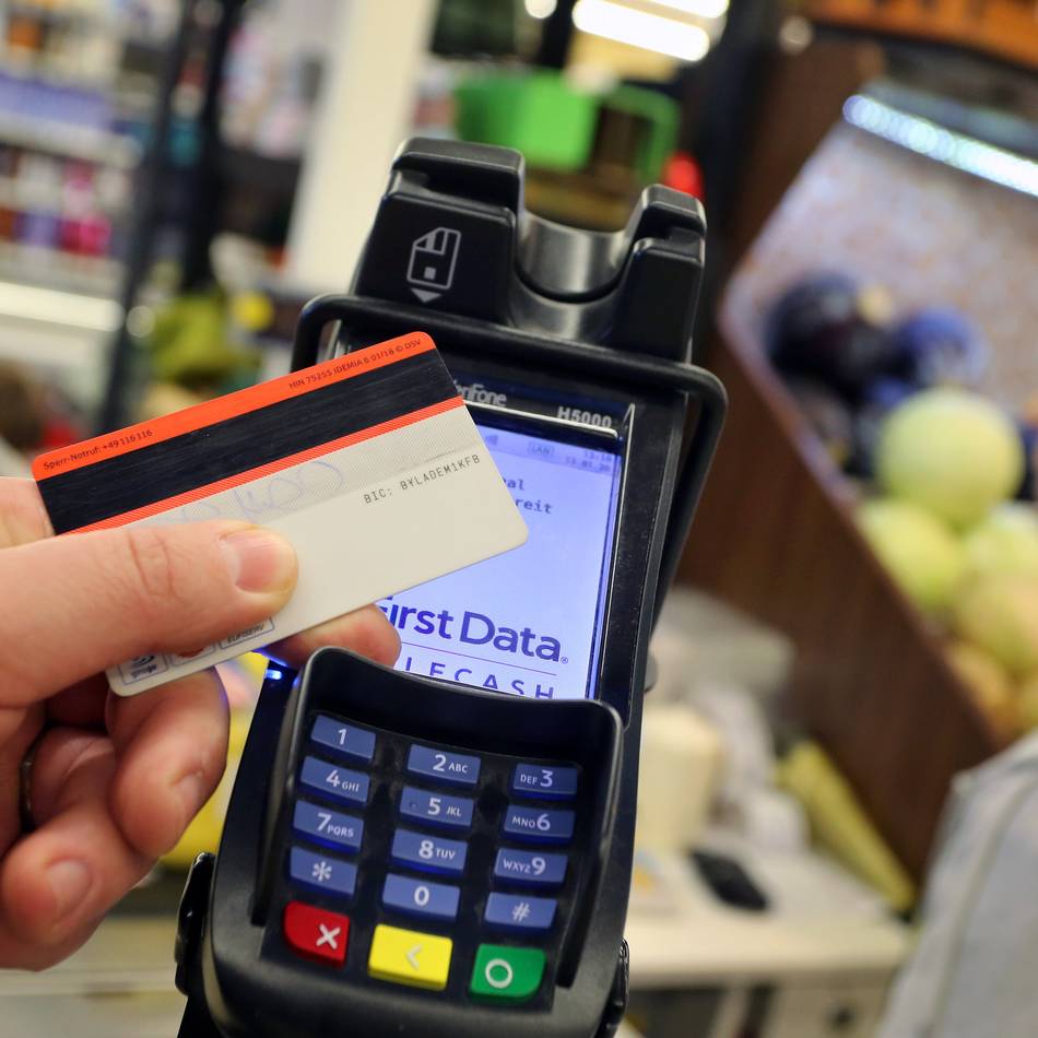 Bargeld bald am Ende?: Das sind die Trends beim bargeldlosen Bezahlen