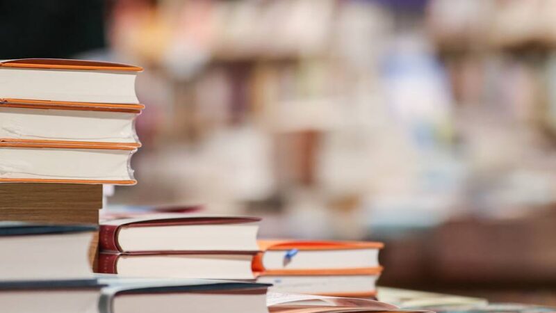 Stadtbibliothek Ratingen: Büchertrödel eröffnet im Medienzentrum