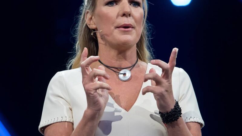 80 Jahre Rheinische Post – 80 Köpfe aus der Region: Mirja Boes und das Geheimnis der Bushaltestelle