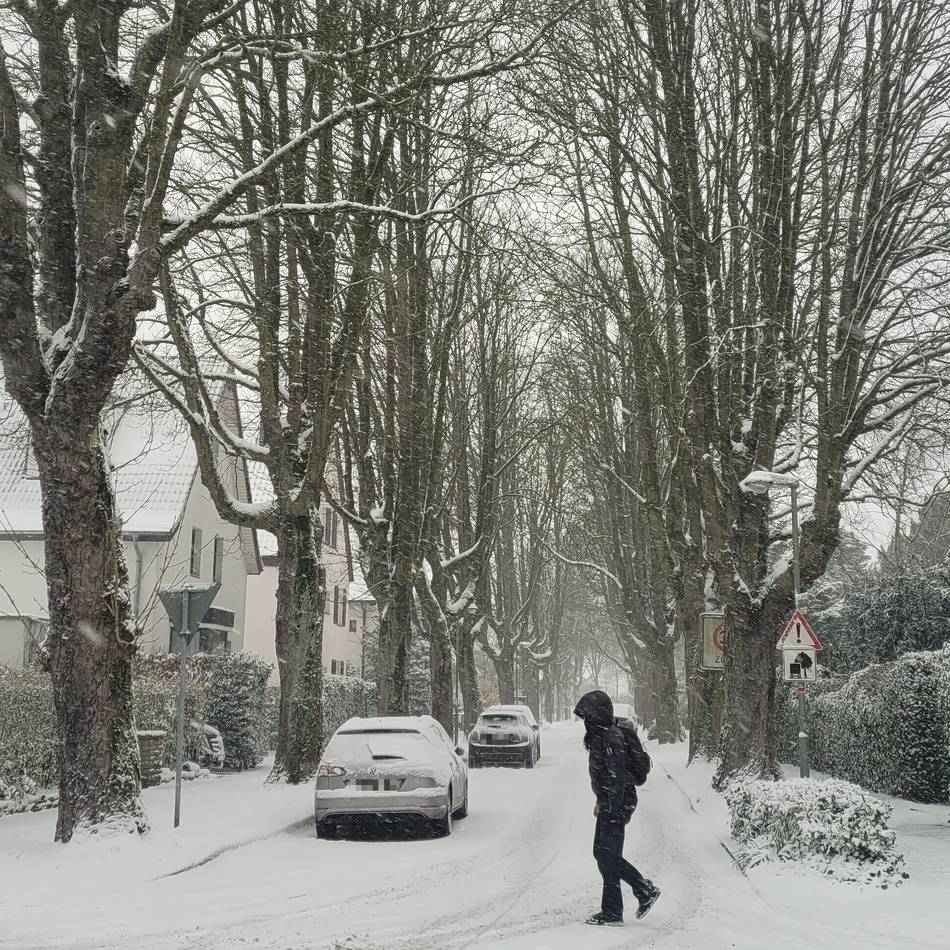 Winter in Meerbusch: Dichtes Schneetreiben am Mittwoch