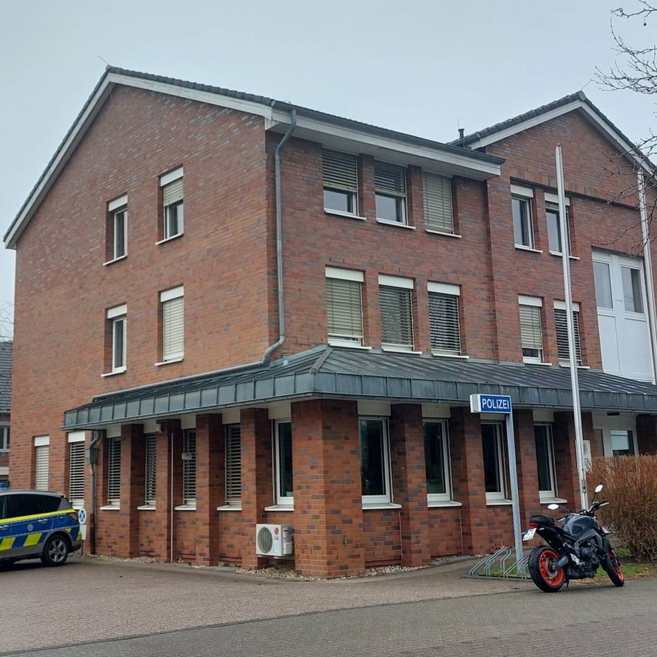 Unfall in Büderich: 89-jähriger Meerbuscher von Radfahrer umgefahren