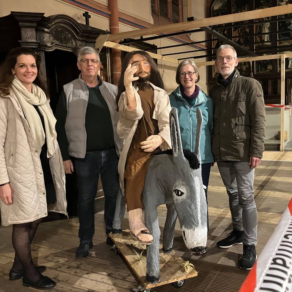 Projekt in Kempen: Mit Jesus durch den Ostergarten