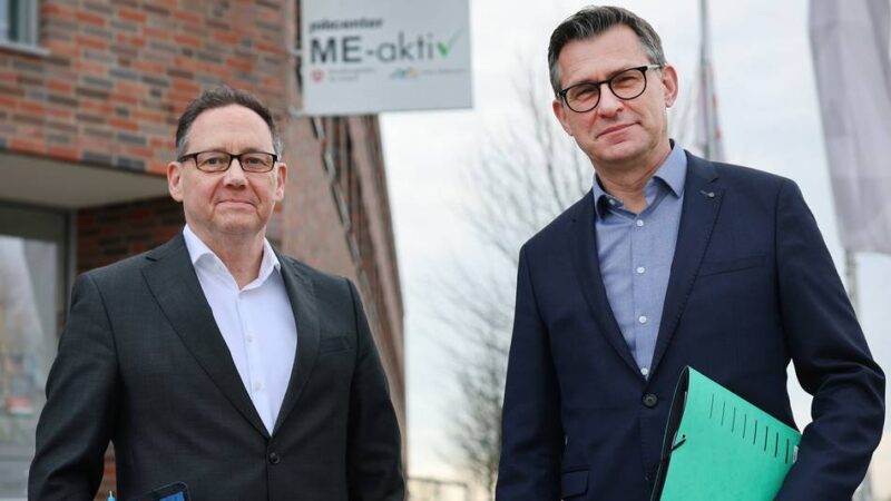 Rückläufige Beschäftigung, steigende Arbeitslosigkeit, sinkende Zahl offener Stellen im Kreis Mettmann: Krise bremst die Einstellungs-Bereitschaft