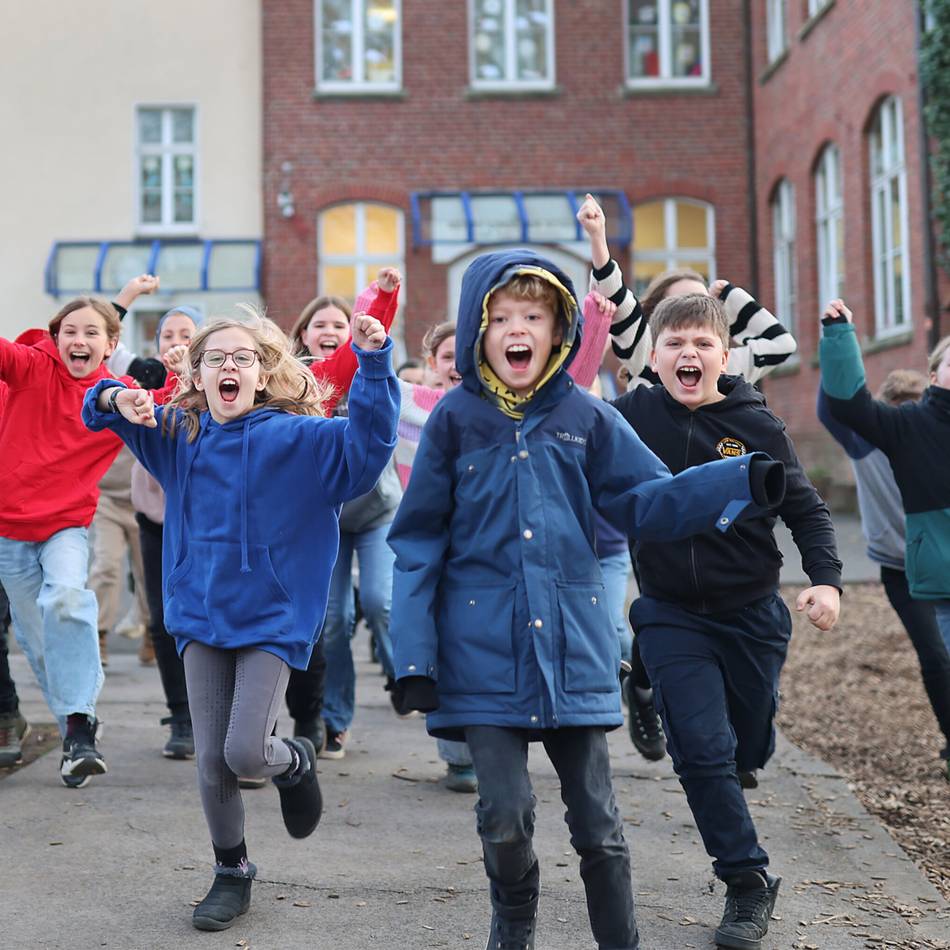 Preisverleihung in Hilden: An dieser Schule braucht es keine Elterntaxis