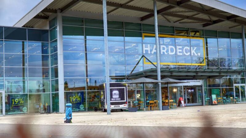 Wirtschaft in Hilden: Möbel Hardeck reduziert Verkaufsfläche um ein Viertel