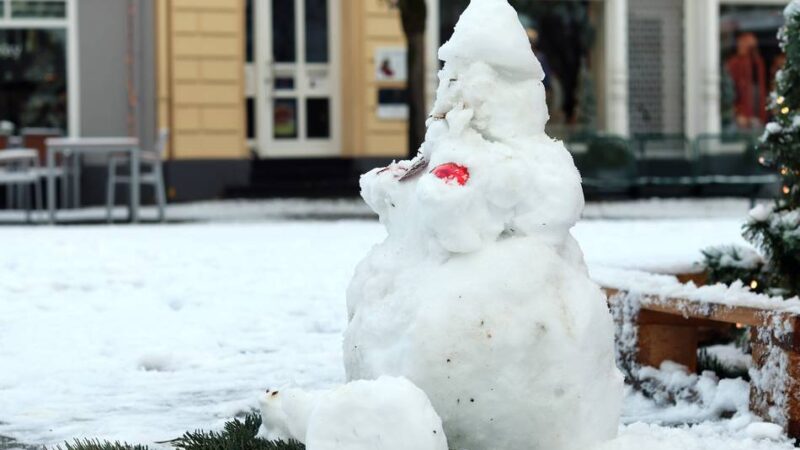 Winterfreuden in Hilden: Darf man Schnee essen?