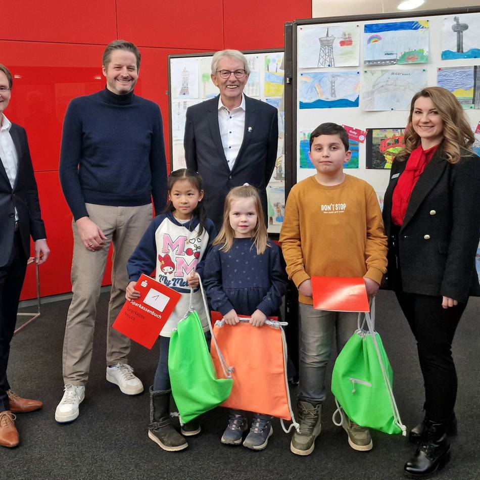 Auszeichnung der Sparkasse: Das sind die Sieger im Meerbusch-Malwettbewerb