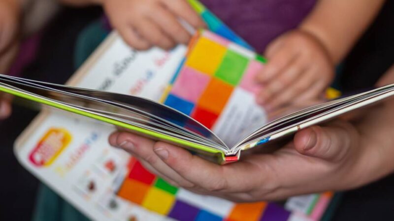 Bibliothek Mettmann ist Teil bundesweiter Aktion: Lese-Marathon soll der Unicef helfen