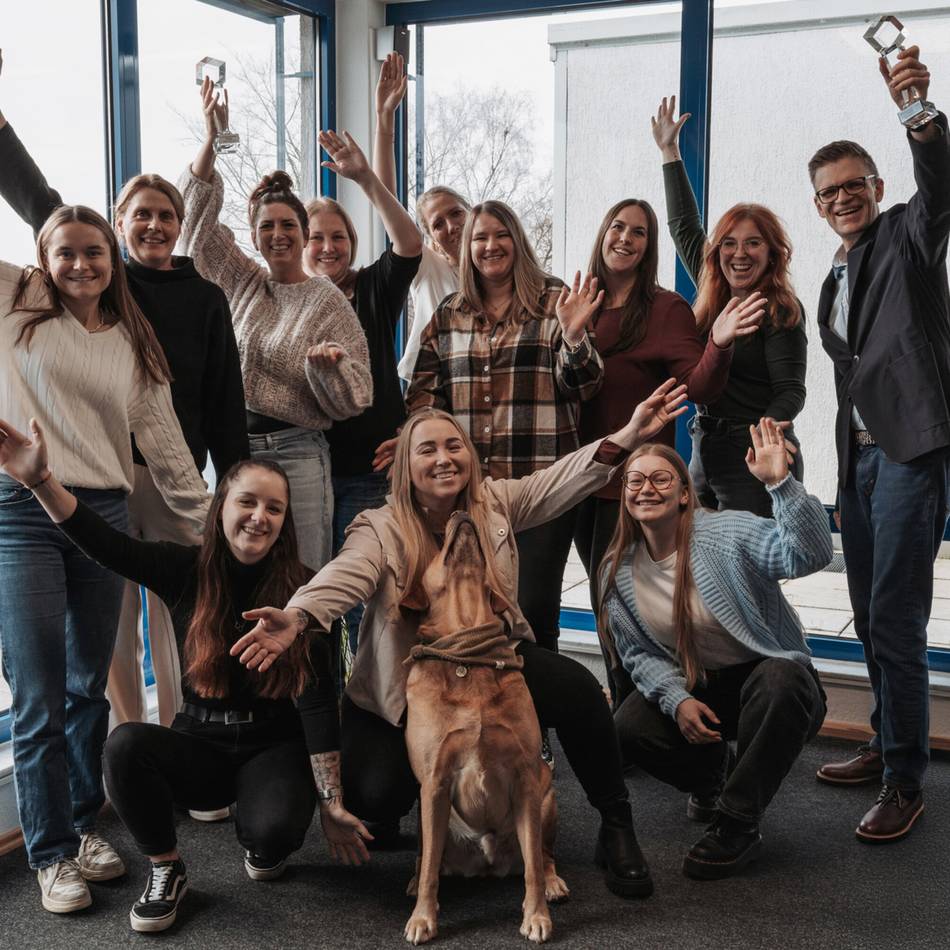 Hückeswagener Agentur „takefive-media“: Auszeichnungen für „Heimtier-Journal Special“ und „zookauf Inside“