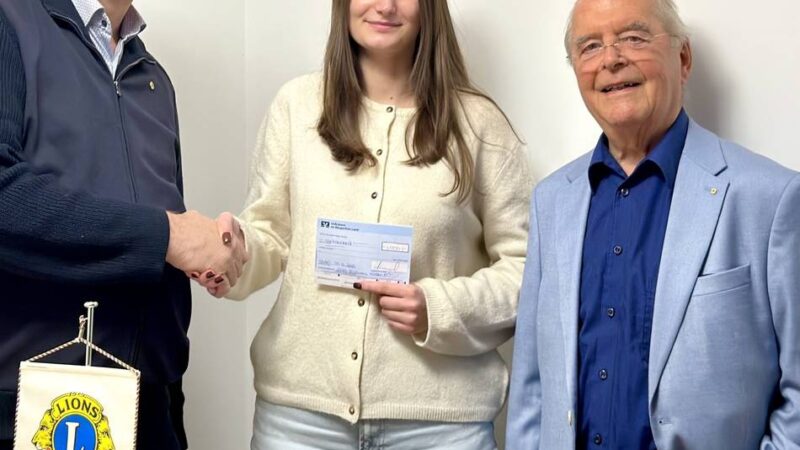 Lions-Adventskalender in Hilden: Beinahe wäre der Hauptgewinn unerkannt geblieben