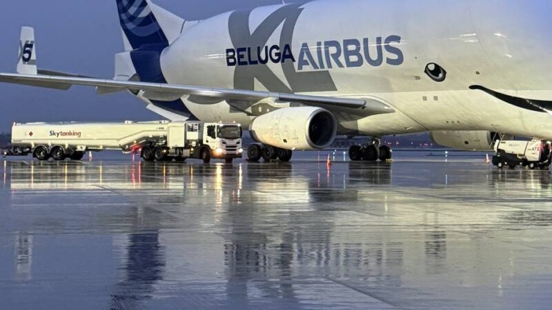 Airbus Beluga XL: Seltener Besuch am Flughafen Düsseldorf