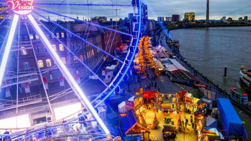 Burgplatz und Corneliusplatz: Saisonende naht – so lang haben Riesenrad und Eisbahn in Düsseldorf noch geöffnet