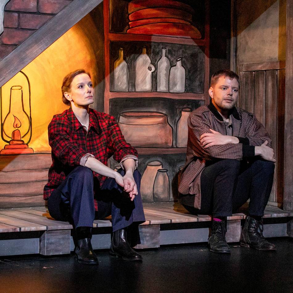 Theater und Fotoschau in Leverkusen: Gegen das Vergessen der Holocaust-Opfer