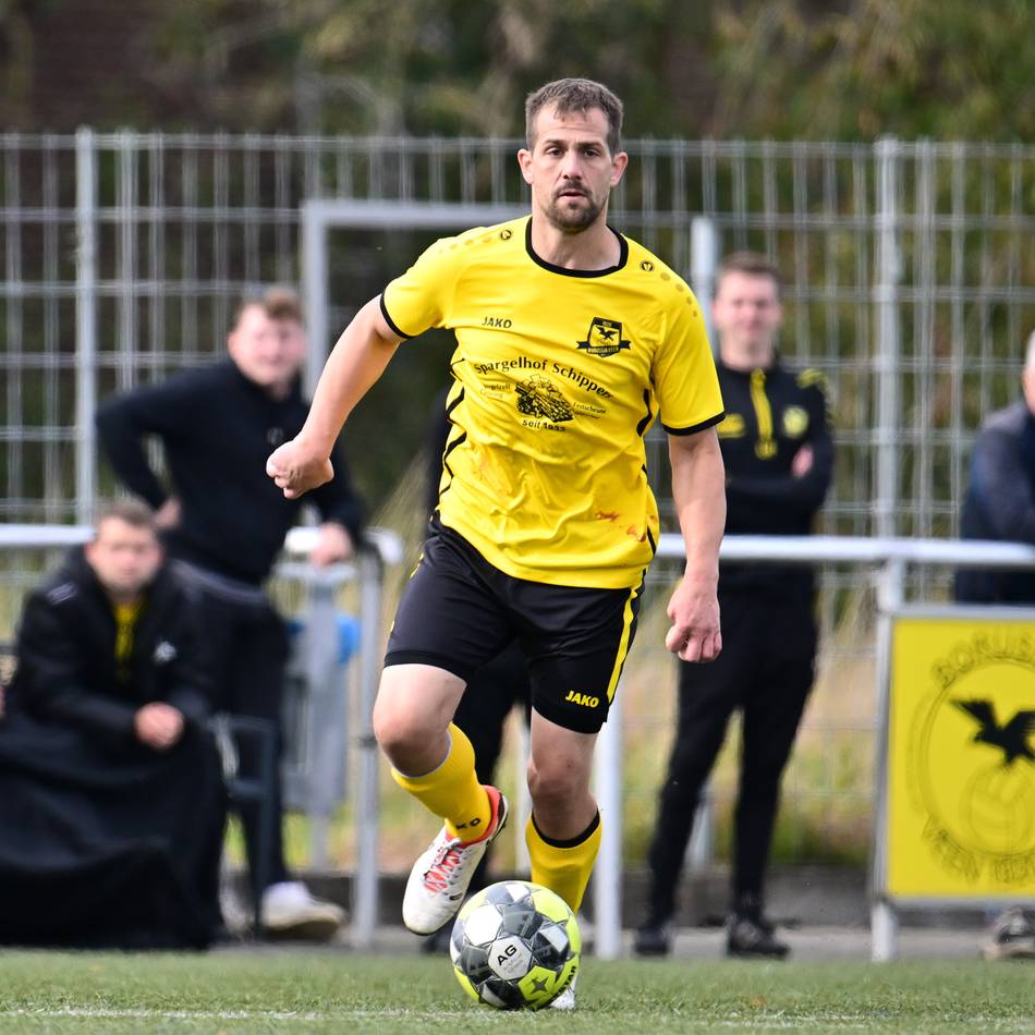 Restart am Sonntag in Weeze: Ein Veener Junge bleibt der Borussia treu