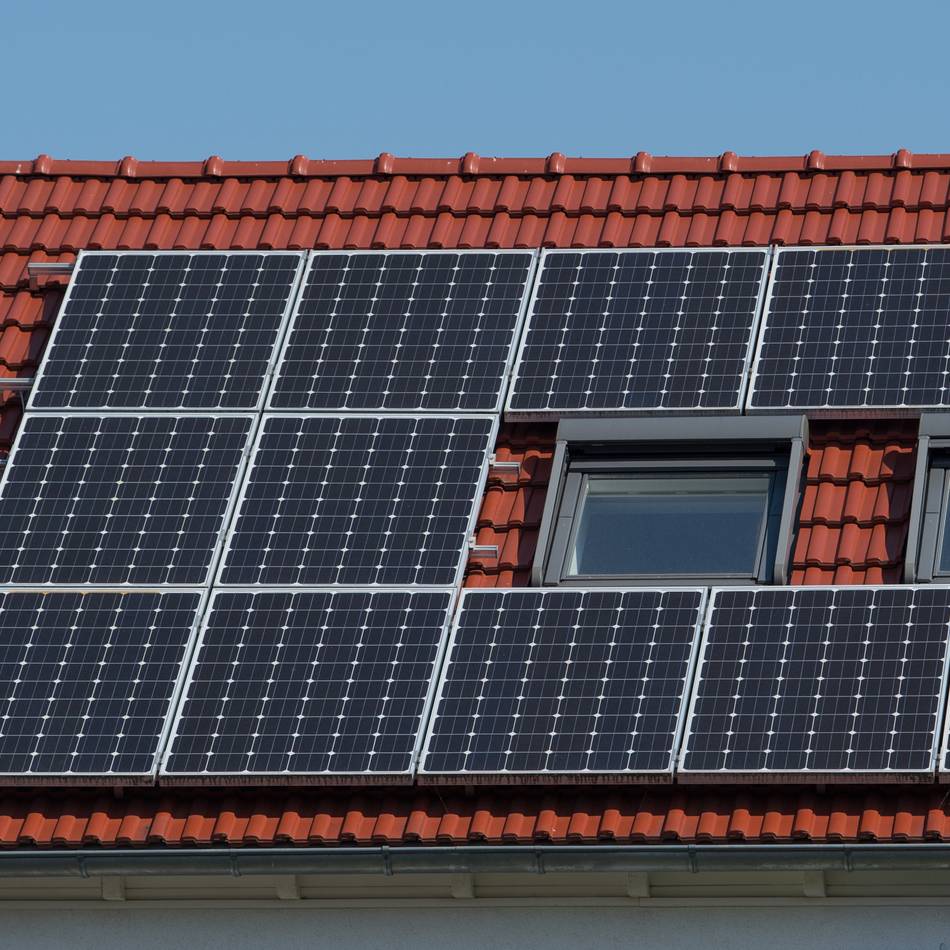 Informationen über Solarenergie: Kommunen bieten Bürgern Solarstammtisch an