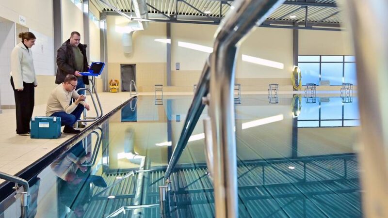 Schwimmen in Krefeld: Fischelner Bad soll nach Sanierung am 9. Februar wieder öffnen