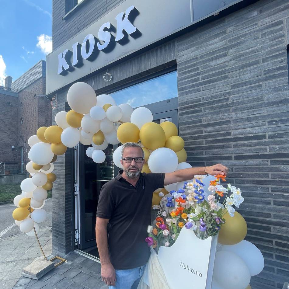 Gewaltsam Fenster geöffnet: Unbekannte brechen in Kiosk am Klever Mittelweg ein