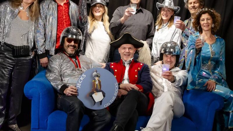 Karneval in Düsseldorf: Aus Freunden wird Karnevalsverein – mit dem großen Traum vom Rosenmontagswagen