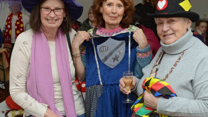 Nievenheim zeigt bunte Nachhaltigkeit: Närrisch, nachhaltig, nachbarschaftlich – Der Kostümkreisel