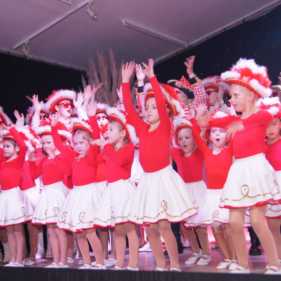 Sitzung kam bestens an: Büttenabend in Haffen sorgt für gute Laune und Muskelkater am nächsten Tag