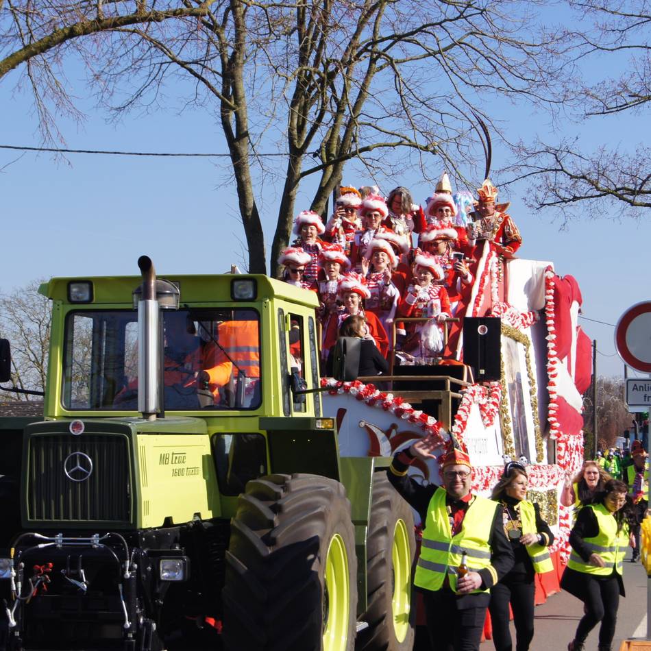 Karneval in Haffen-Mehr: Der Rosenmontagszug als Experiment