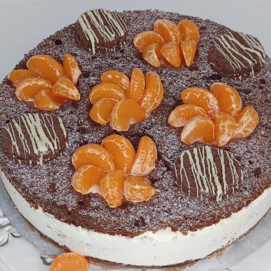 Kolumne Backen wir’s an!: Mandarinentorte mit Joghurt und Crème fraîche