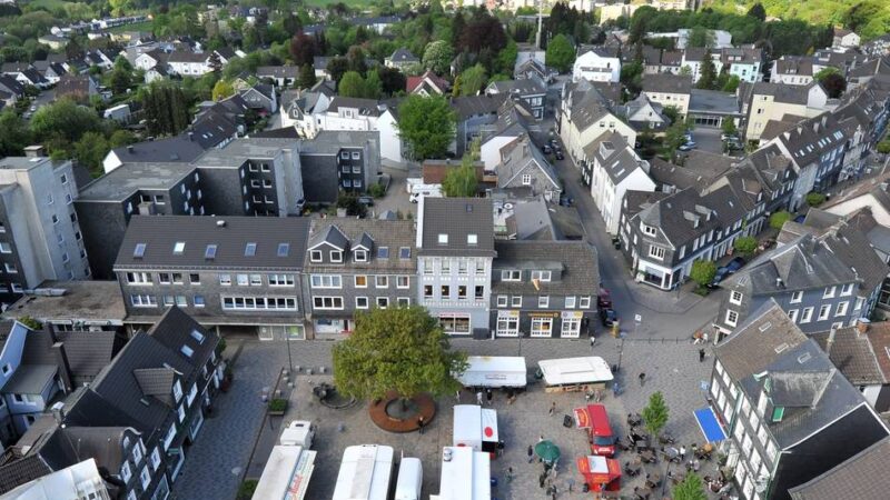 Marktplatz in Radevormwald: Hier kaufen und feiern die Radevormwalder