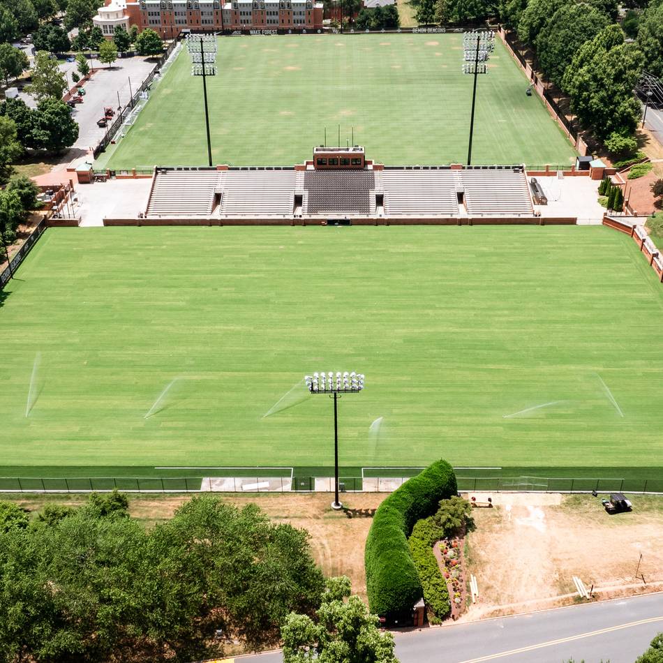 DFB hat ein Quartier für die WM 2026 gefunden: Uni-Campus als Wunschszenario – Route 26 beginnt in Winston-Salem