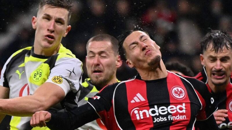 Wildes Spiel zum Bundesliga-Restart: Verrückte Schlussphase – Chukwuemeka rettet den BVB in Frankfurt