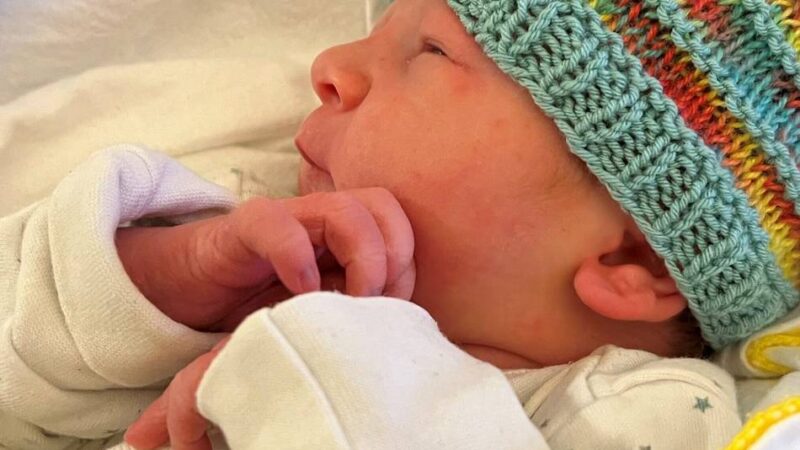 Klinikum Krefeld: Damjan ist das Krefelder Neujahrsbaby 2026