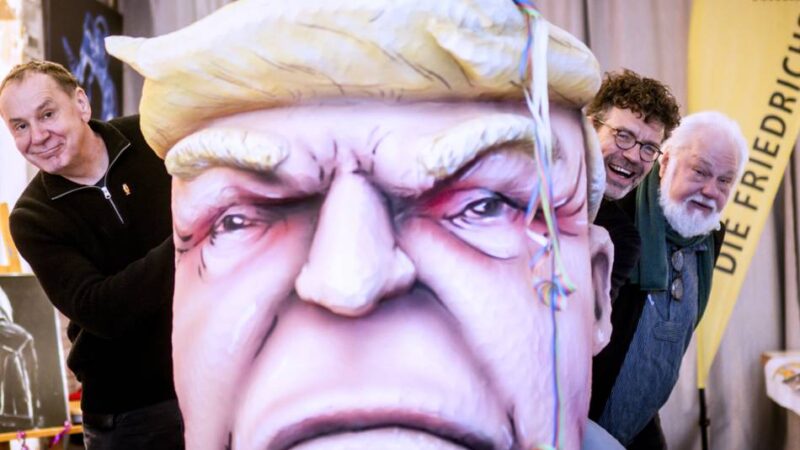 Initiative organisiert Pop-up-Store: Ein Farbtupfer für die Friedrichstraße – Tilly stellt Werk in Düsseldorf aus