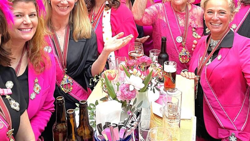 Karneval in Düsseldorf: Venetienclub feiert jeckes Jubiläum