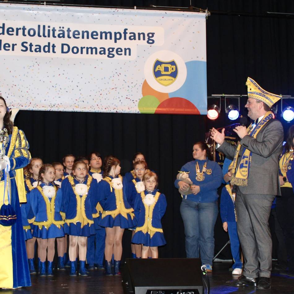 Empfang in Dormagen: Wenn Kinder regieren – Tollitäten erlassen ihr närrisches Grundgesetz