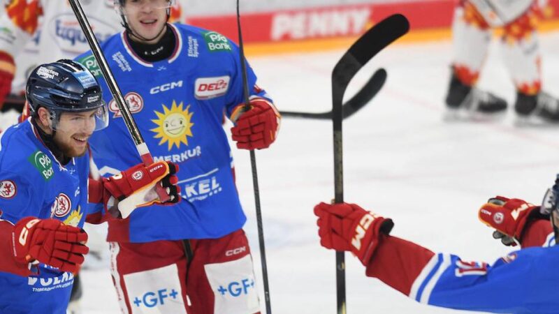 5:2 gegen Schlusslicht Kaufbeuren: Doppelpack von Assavolyuk und Thiel – der dritte DEG-Sieg in Folge im Video