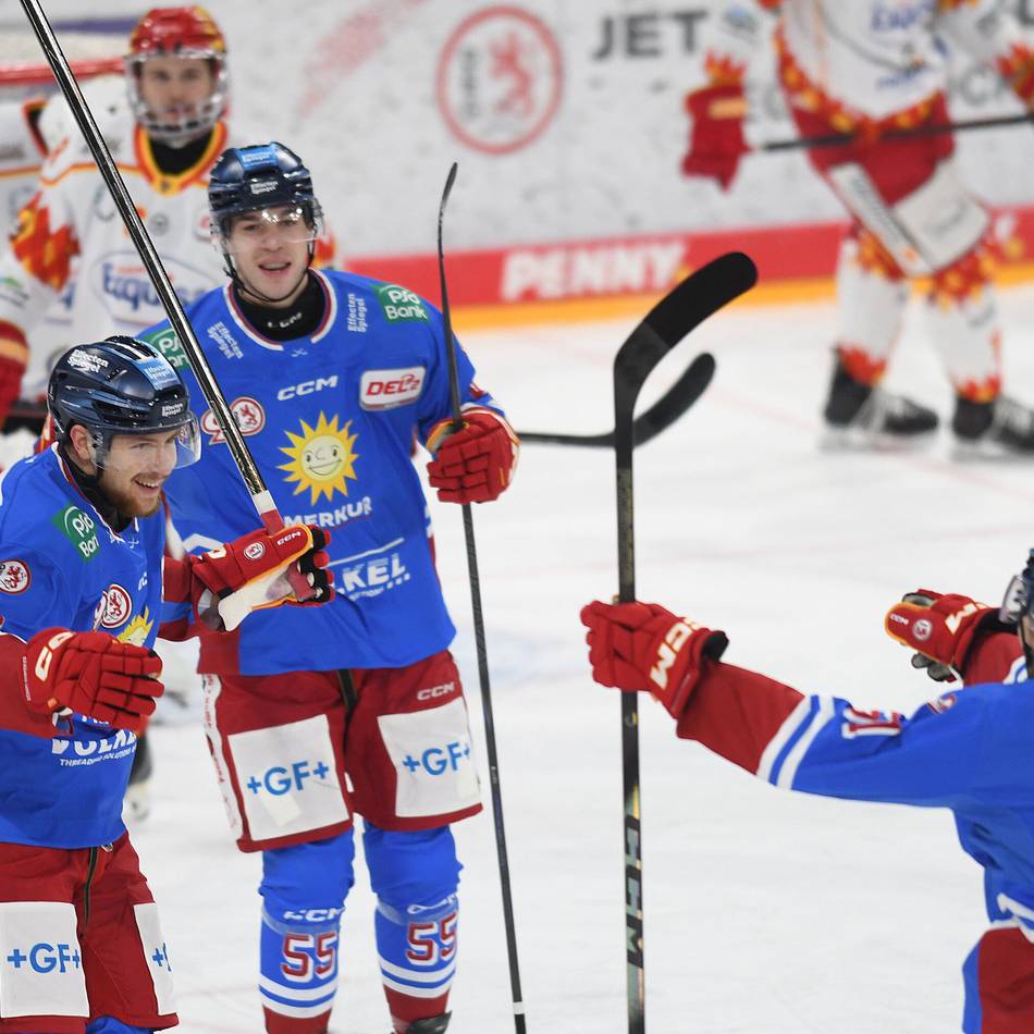 5:2 gegen Schlusslicht Kaufbeuren: Doppelpack von Assavolyuk und Thiel – der dritte DEG-Sieg in Folge im Video