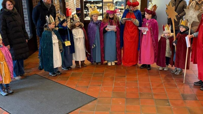 Besuch im Rathaus der Gemeinde Niederkrüchten: Die Sternsingeraktion ist gestartet