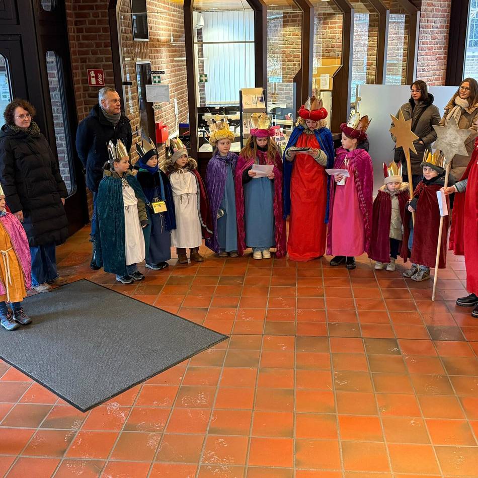 Besuch im Rathaus der Gemeinde Niederkrüchten: Die Sternsingeraktion ist gestartet