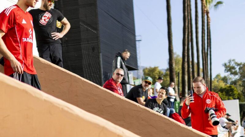 Gemeinsam mit Ex-BVB-Torwart Hitz: Ehemaliger Bayern-Star schaut sich zweites Marbella-Training von Fortuna an
