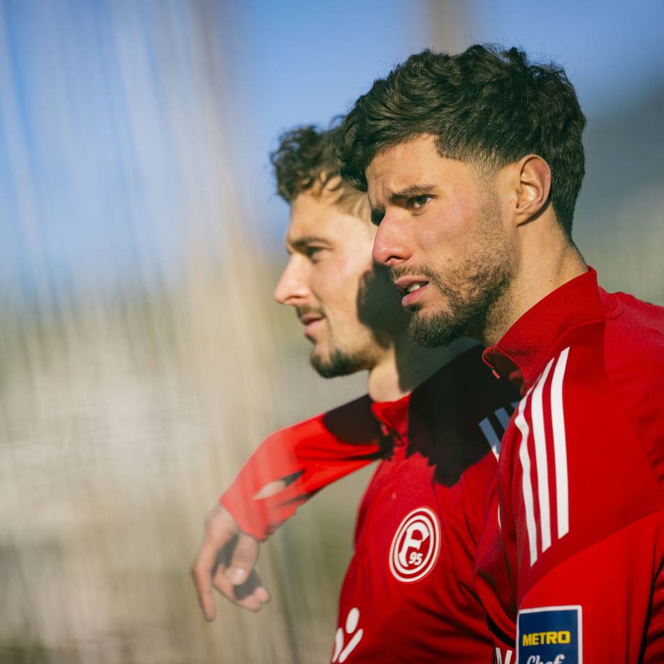 Wechselwunsch und Restaurant-Streit: Neue Details zum El-Azzouzi-Wirbel – Fortuna-Trainer Anfang lobt Reaktion