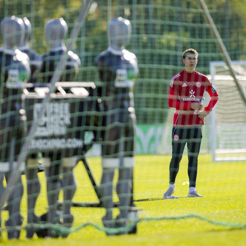 Profi-Traum fast schon aufgegeben: Vom Psychologie-Studenten zum WM-Teilnehmer? Paulina will mit Fortuna durchstarten