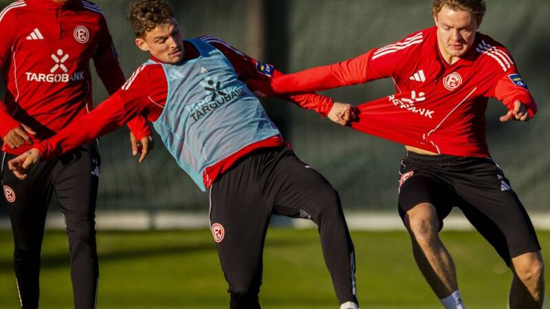Während de Wijs selbst entscheidet: Auch dieser Spieler darf Fortuna im Winter noch verlassen